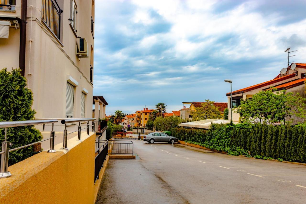 Apartment Botic Porec Exterior photo