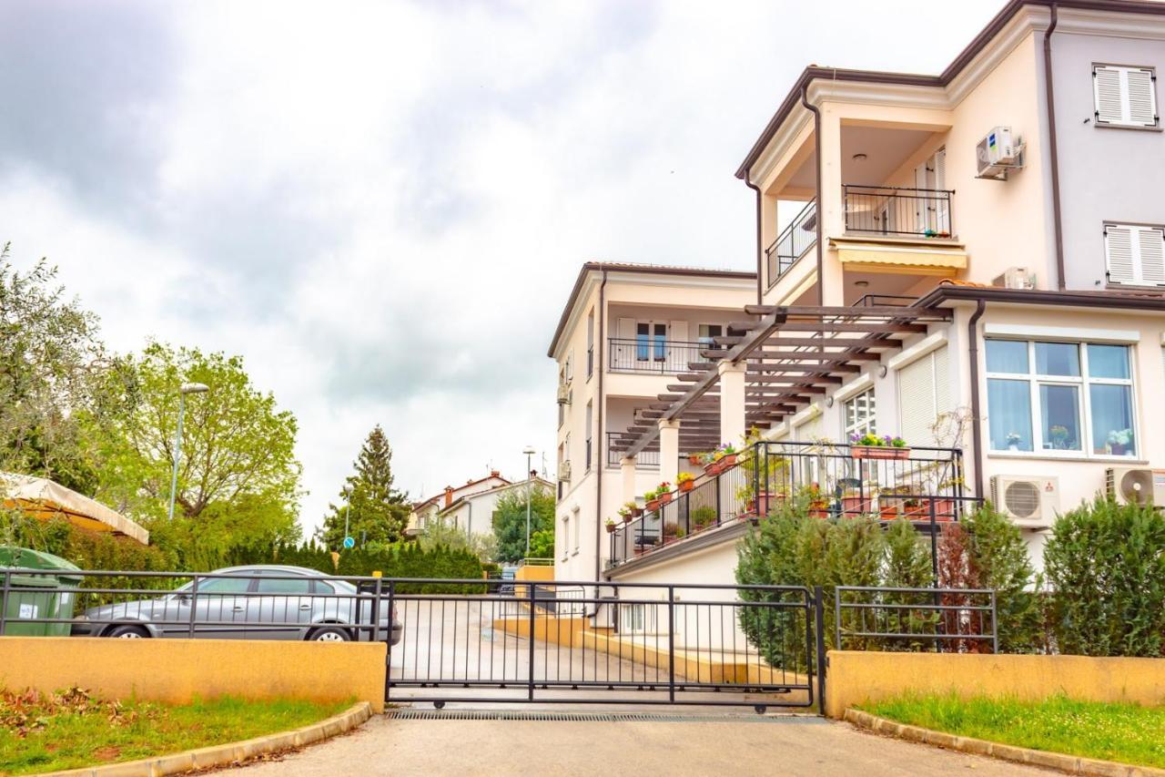 Apartment Botic Porec Exterior photo