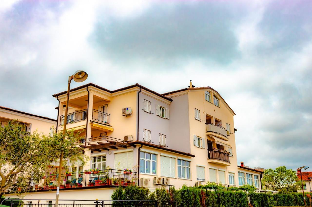 Apartment Botic Porec Exterior photo