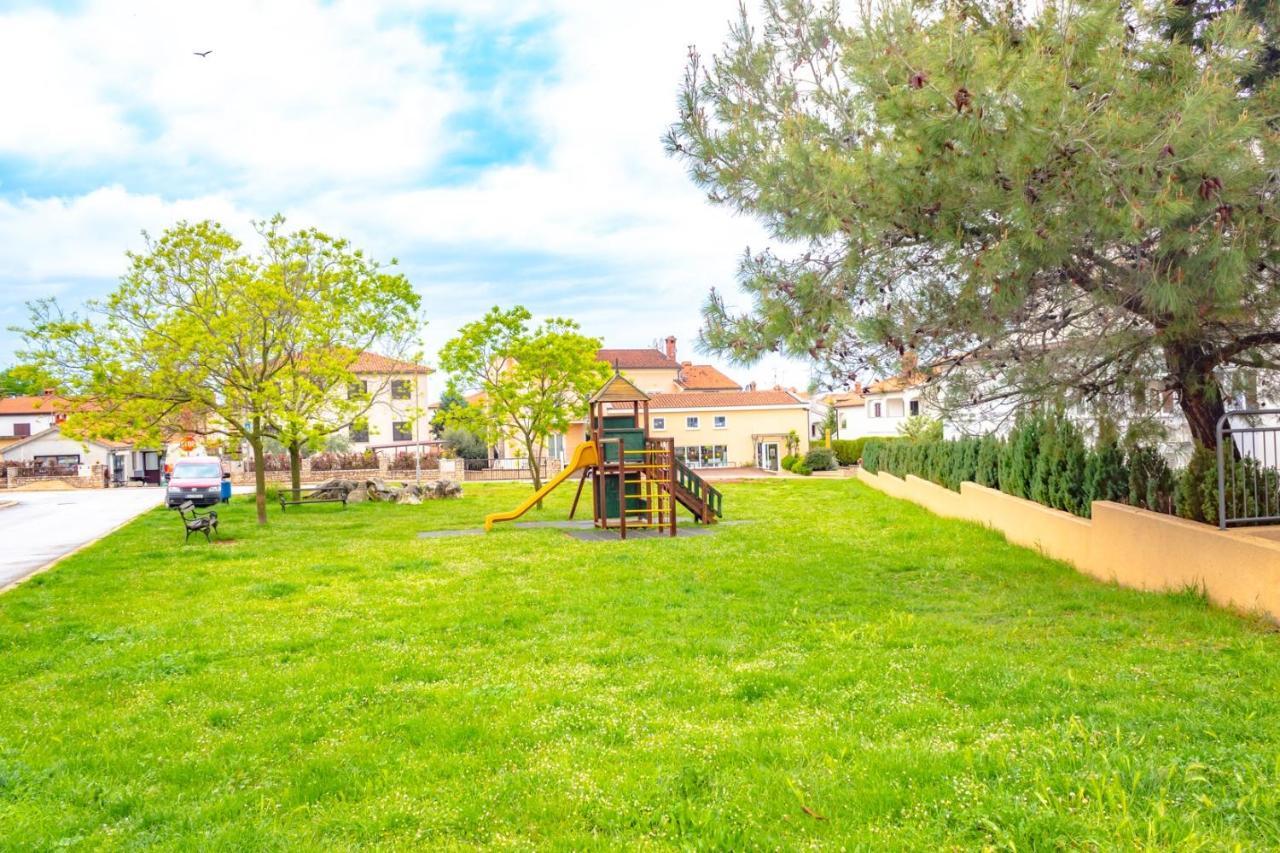 Apartment Botic Porec Exterior photo